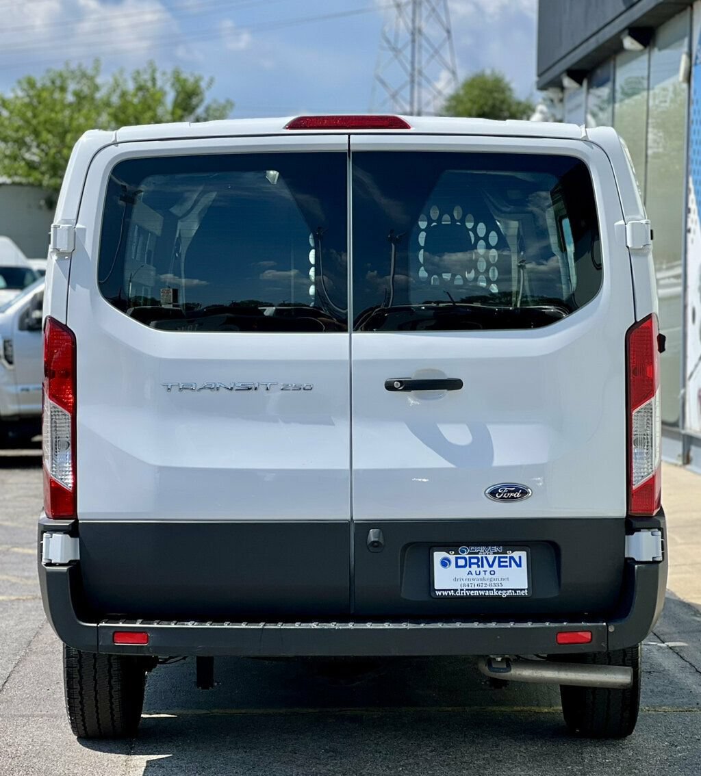 Used 2025 Ford Transit 250 Low Roof w/ Exterior Upgrade Package RWD image 27