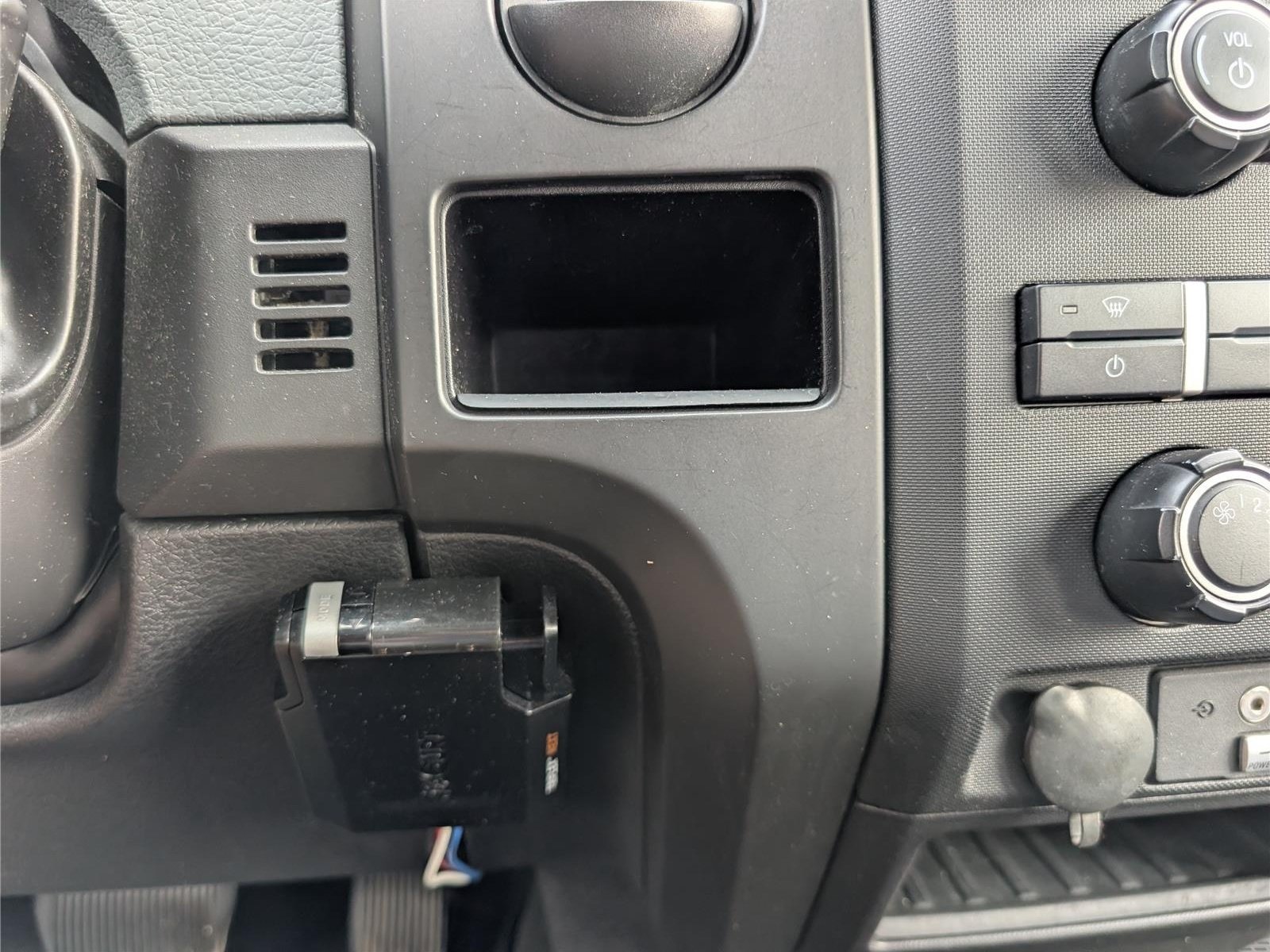 Used 2013 Ford F150 STX w/ Mid Equipment Group RWD image 20