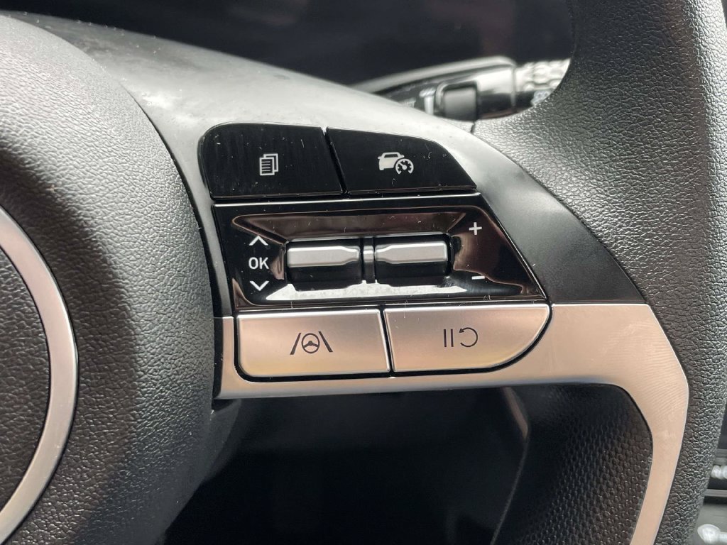 Certified 2024 Hyundai Elantra SEL FWD image 20