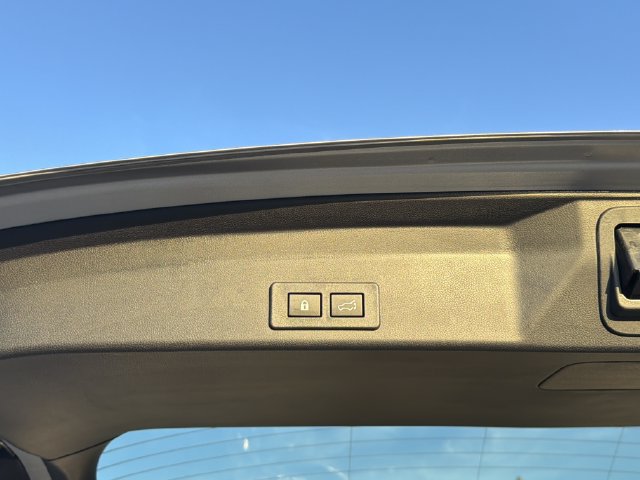 Certified 2026 Subaru Ascent Touring AWD/4WD image 16