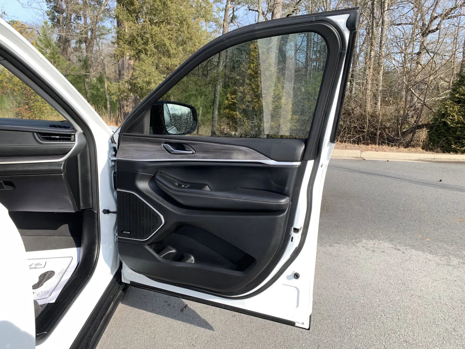 Used 2021 Jeep Grand Cherokee L Limited RWD image 28