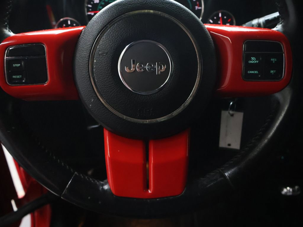 Used 2015 Jeep Wrangler Unlimited Sahara image 18