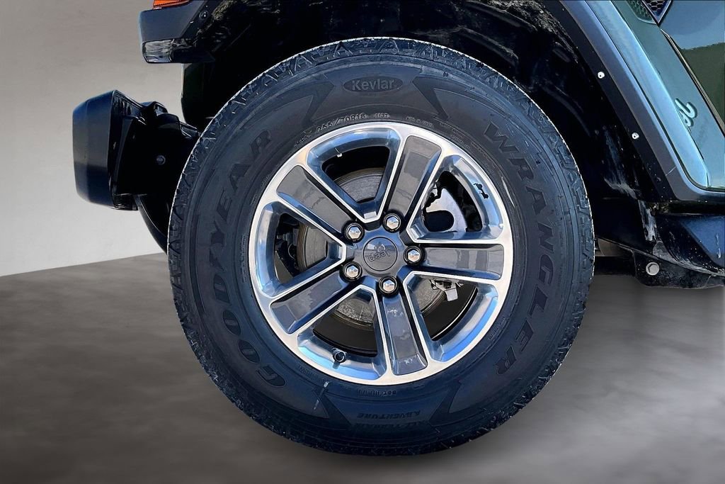 Used 2022 Jeep Wrangler Unlimited Sahara w/ LED Lighting Group image 31