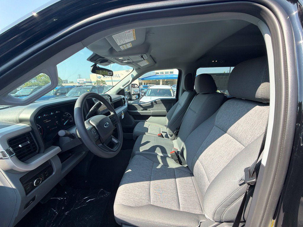 New 2026 Ford F250 XL w/ STX Appearance Package AWD/4WD image 8