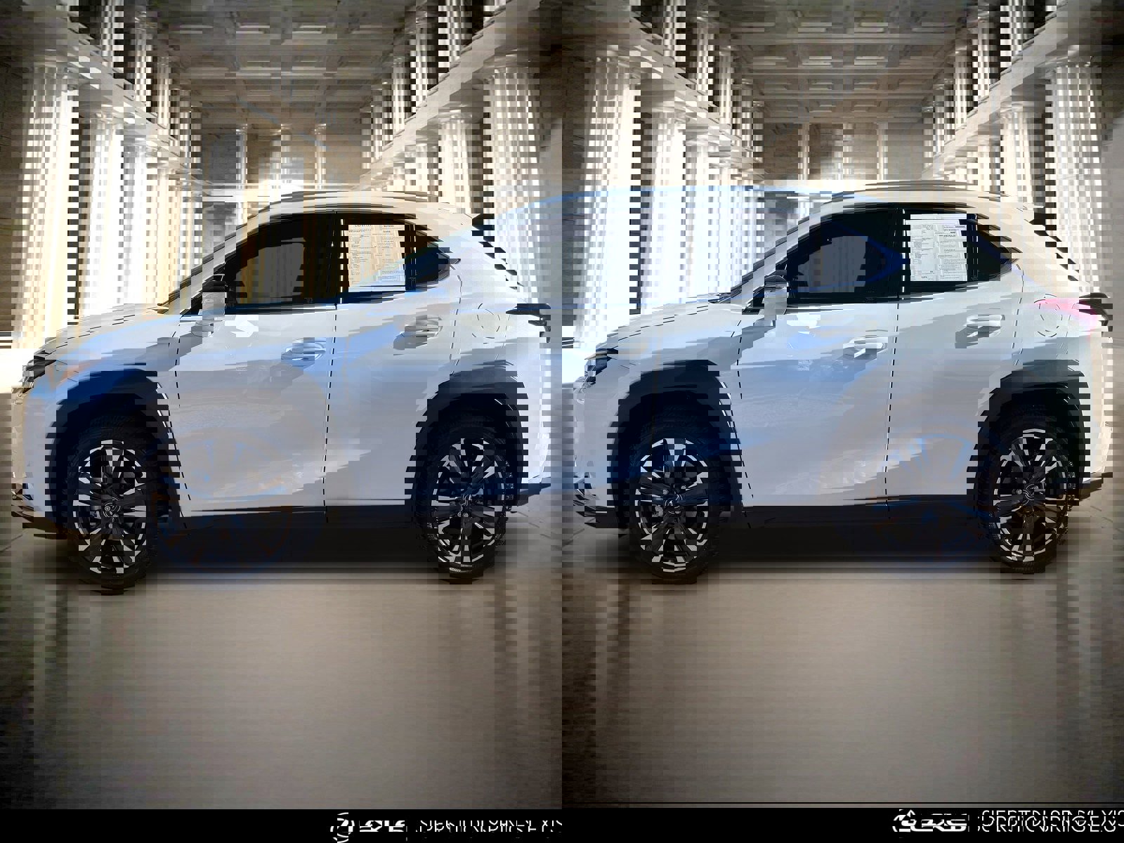 Certified 2024 Lexus UX 250h FWD image 8