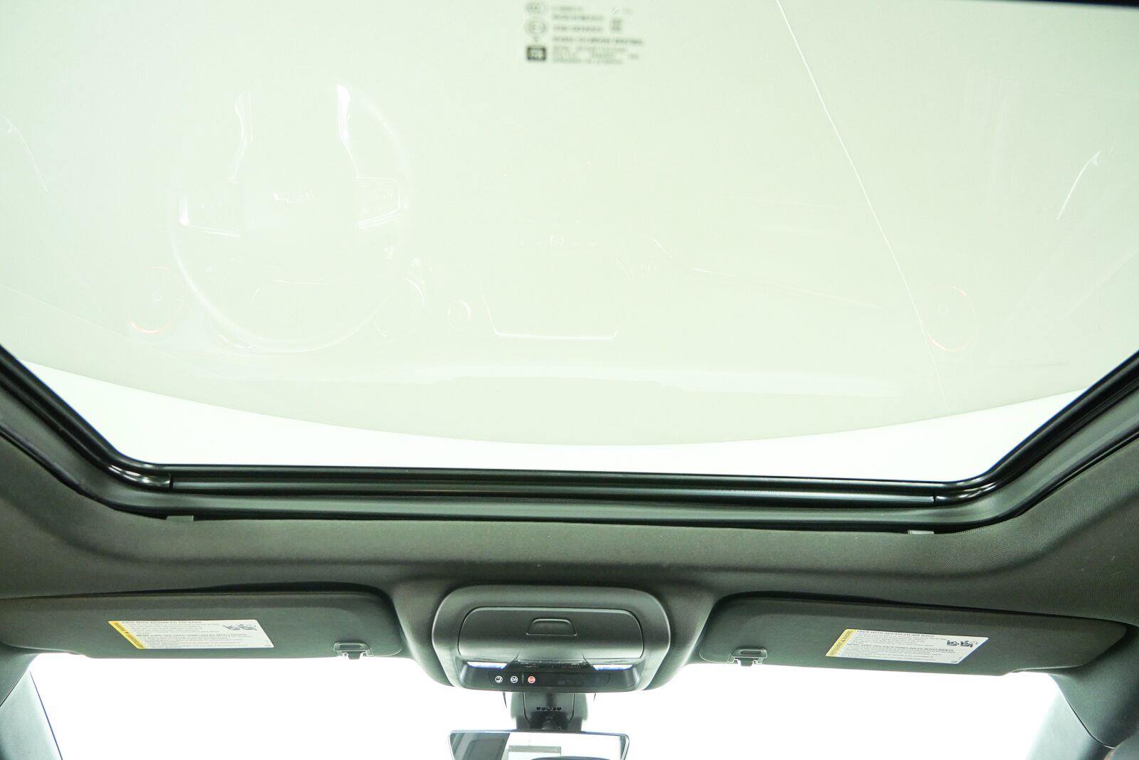 Used 2022 Chevrolet Blazer RS w/ Enhanced Convenience Package FWD image 22