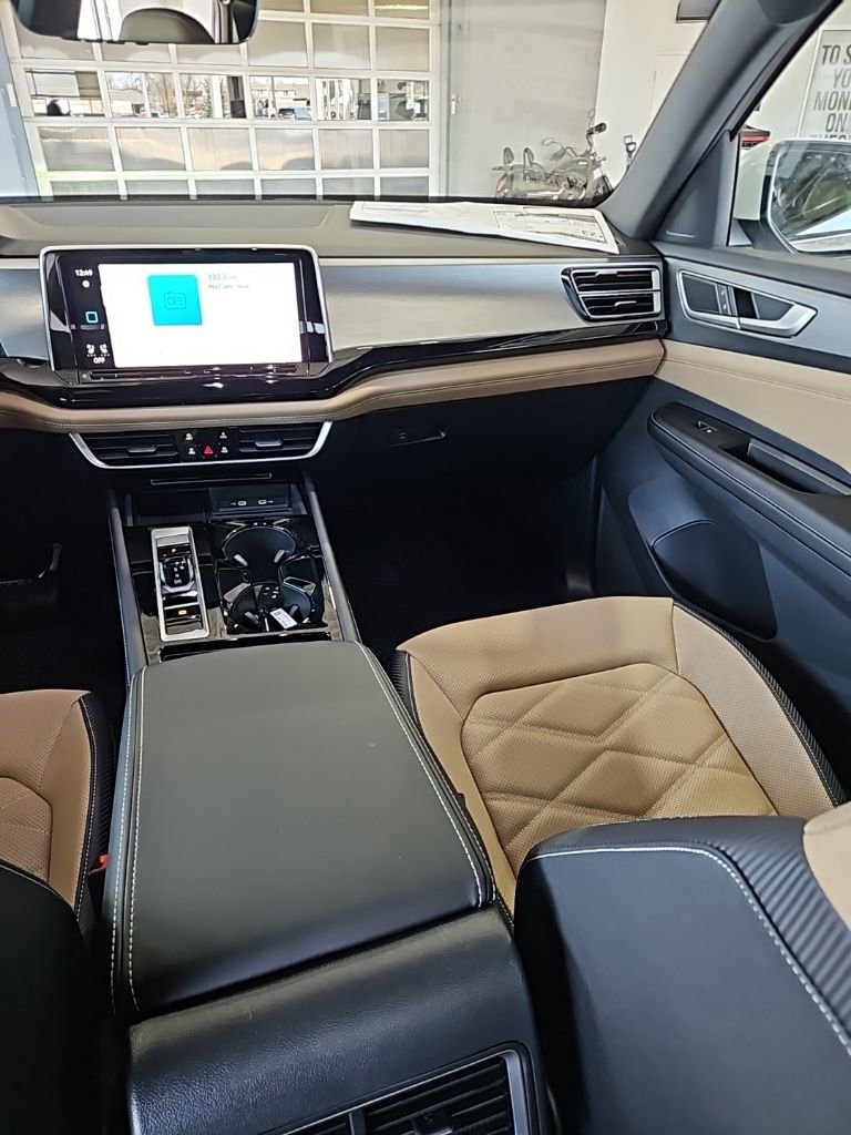 New 2026 Volkswagen Atlas Cross Sport SE image 24