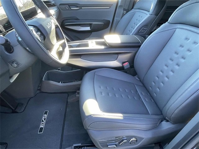 New 2026 Kia EV9 Wind image 17