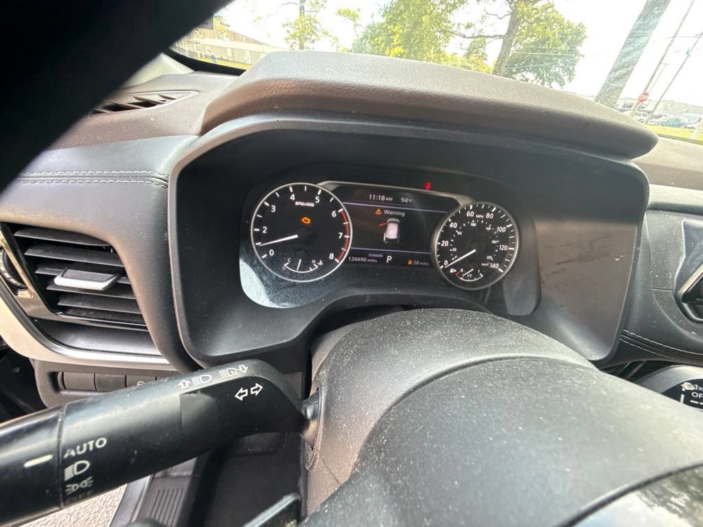 Used 2021 Nissan Rogue SV FWD image 13