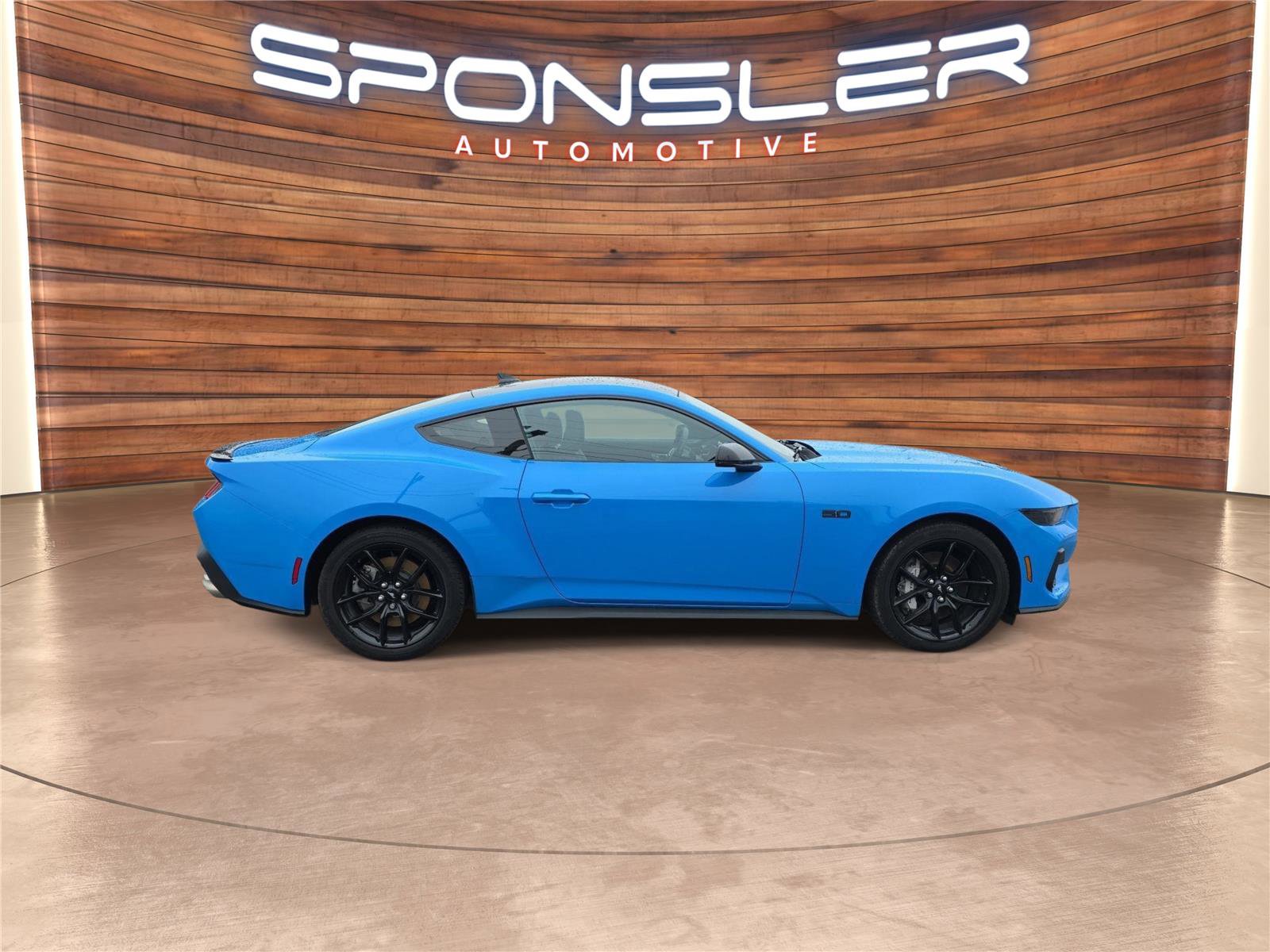 Used 2025 Ford Mustang GT Premium image 8