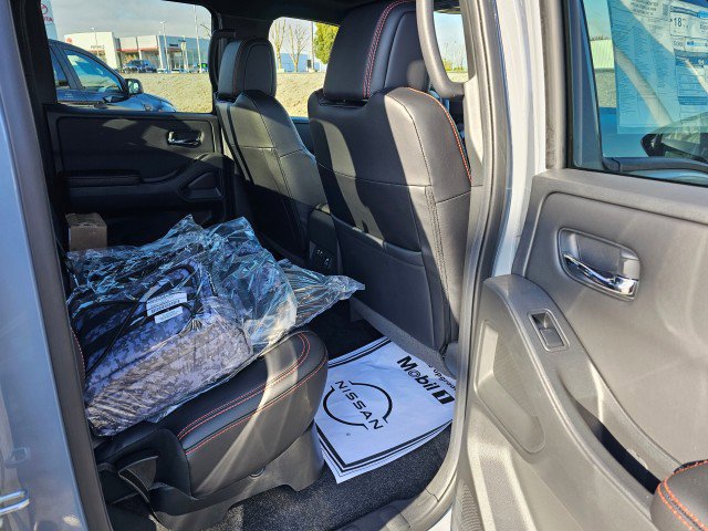 New 2025 Nissan Frontier PRO-4X w/ Pro Premium Package image 16
