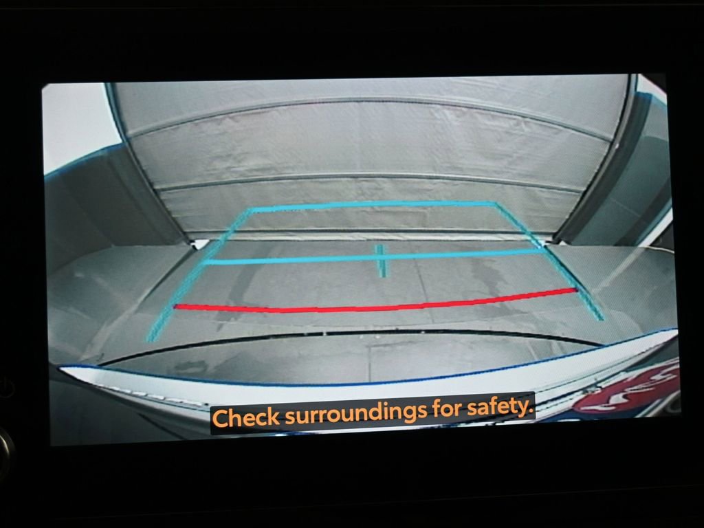 Used 2023 Toyota Highlander XLE image 12