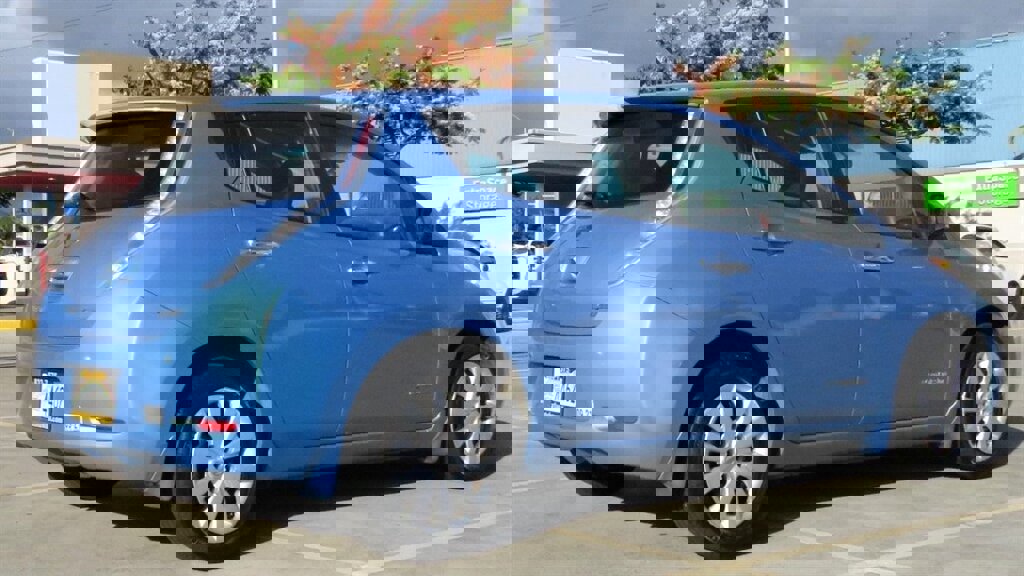 Used 2014 Nissan Leaf S w/ Charge Package image 9