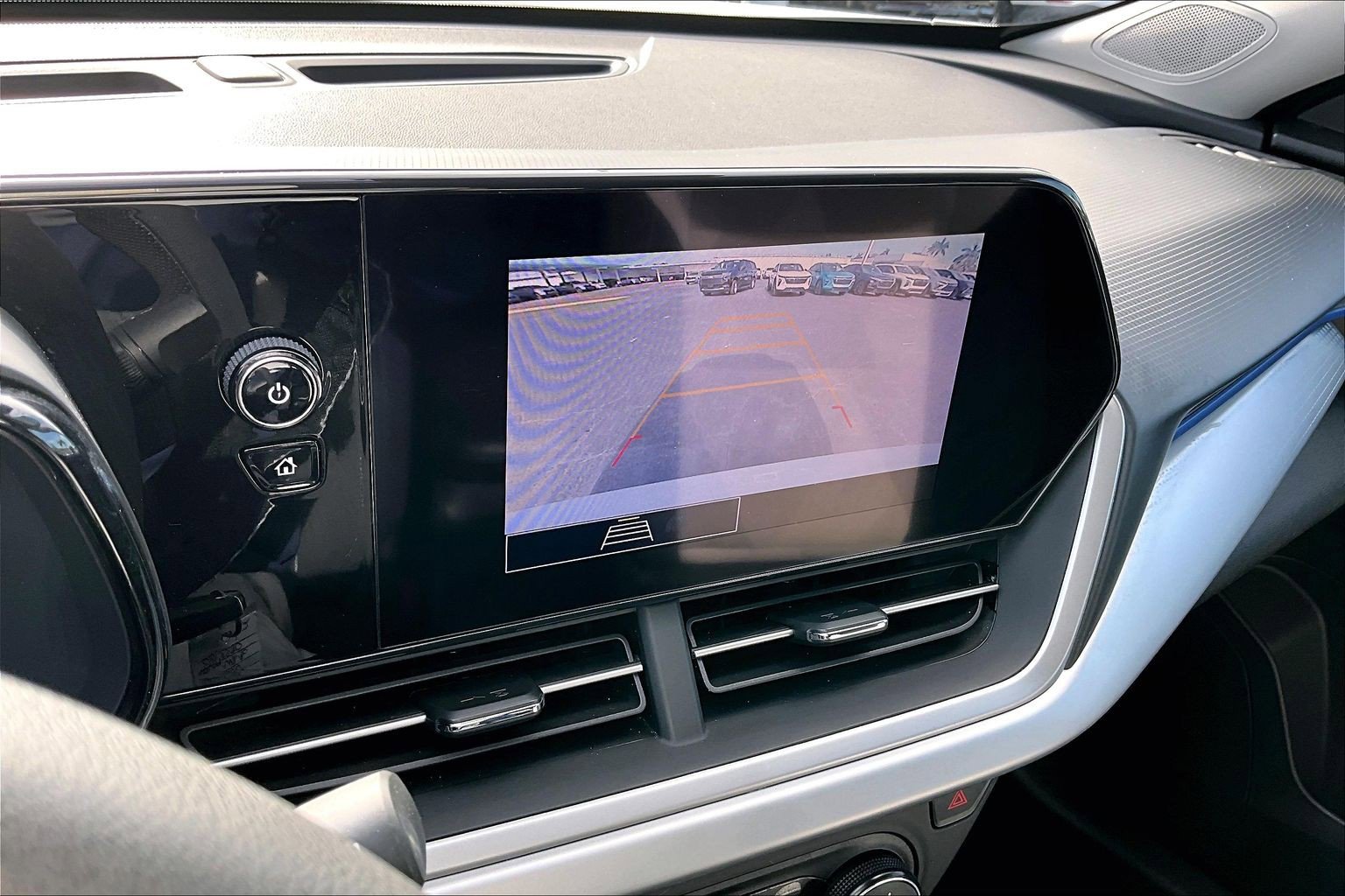 Certified 2024 Chevrolet Trax LS FWD image 22