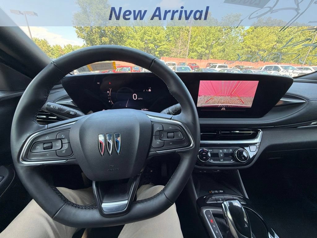 Certified 2024 Buick Envista Sport Touring w/ Convenience I Package FWD image 11