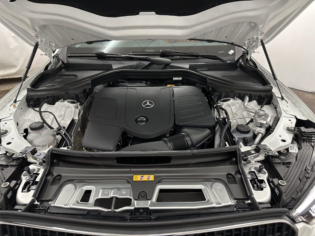 New 2026 Mercedes-Benz GLC 300 image 32