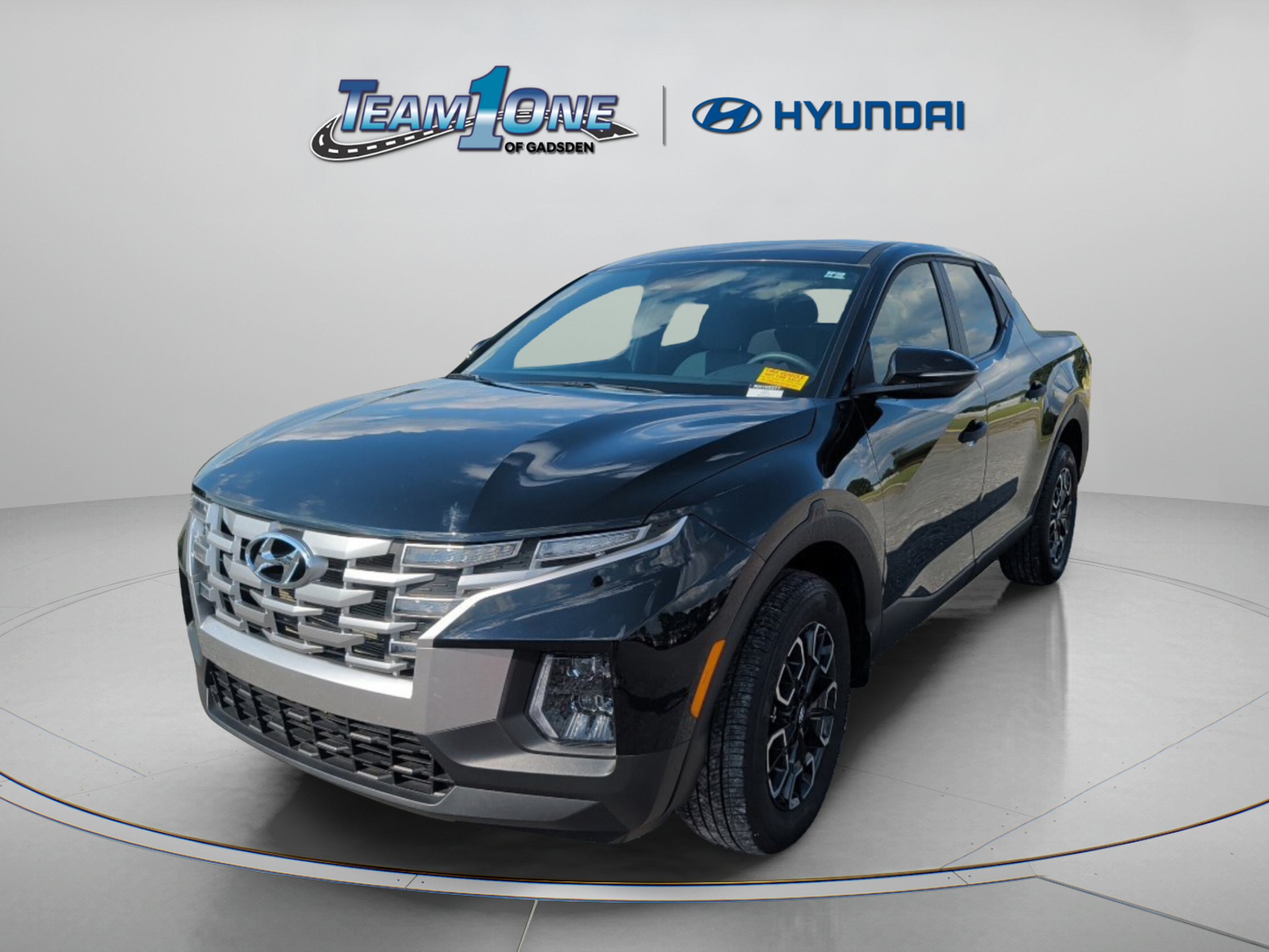 Used 2024 Hyundai Santa Cruz SEL FWD image 4