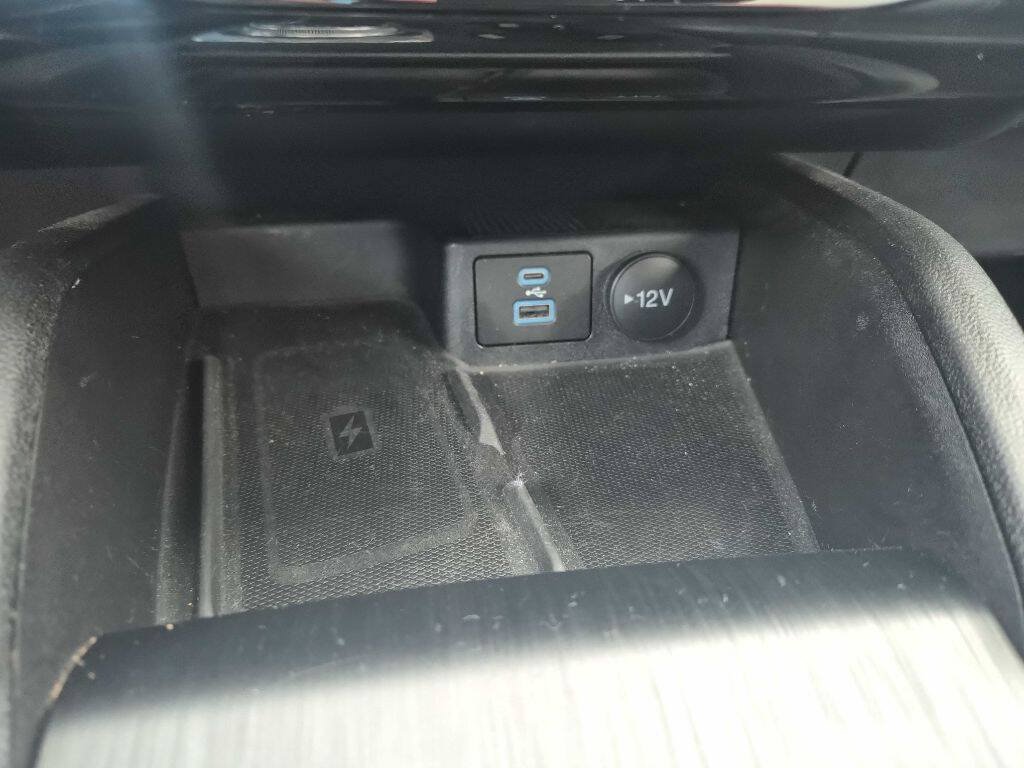 Used 2023 Ford Escape Platinum AWD/4WD image 10