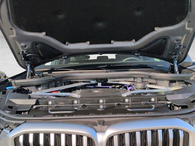 New 2026 BMW X5 xDrive40i w/ Climate Comfort Package AWD/4WD image 17