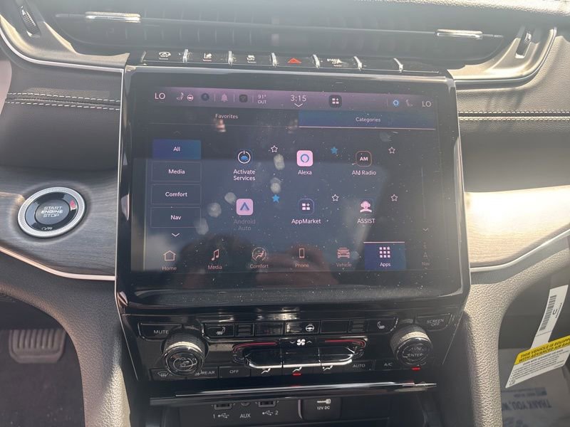 New 2025 Jeep Grand Cherokee Limited AWD/4WD image 47
