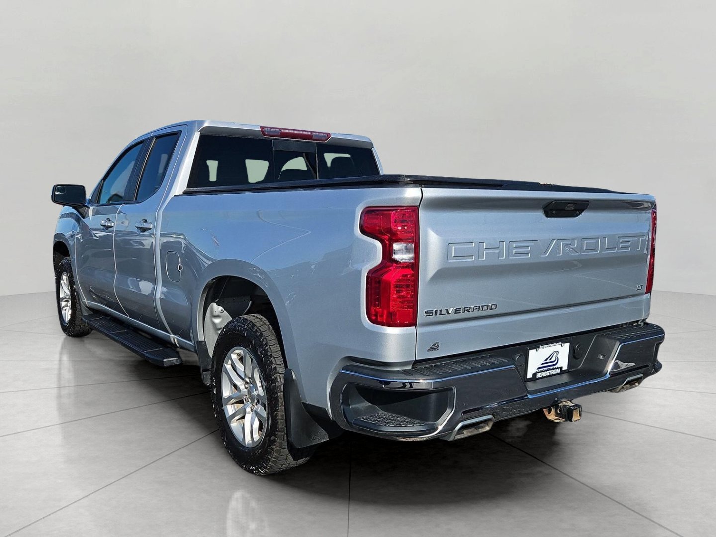 Used 2019 Chevrolet Silverado 1500 LT w/ All-Star Edition AWD/4WD image 5