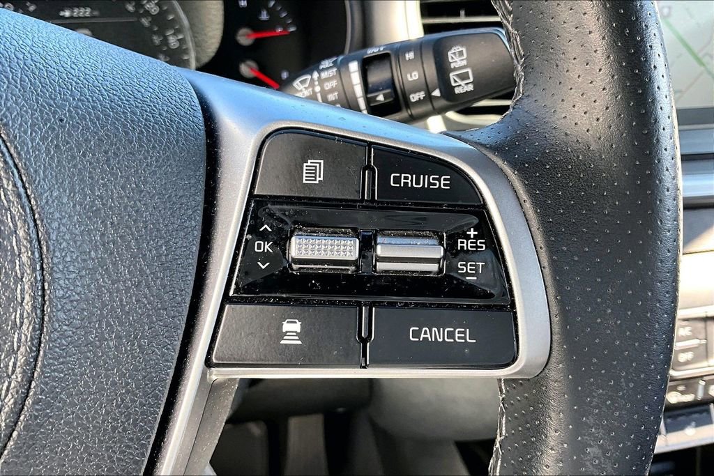 Used 2019 Kia Sorento SX image 11