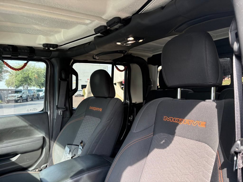 Used 2022 Jeep Gladiator Mojave w/ LED Lighting Group AWD/4WD image 10