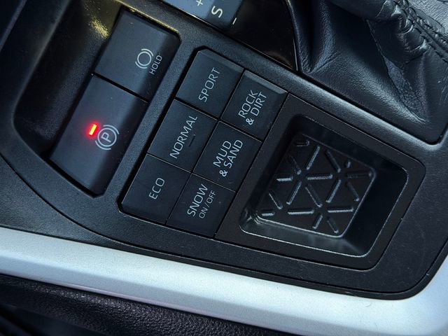 Certified 2024 Toyota RAV4 LE image 37