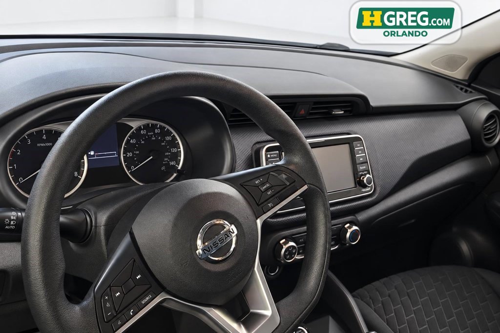 Used 2021 Nissan Kicks S FWD image 13