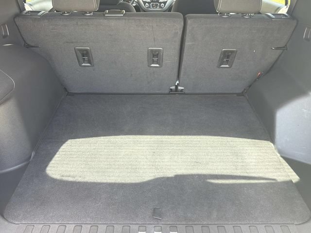 Used 2023 Chevrolet Equinox LS FWD image 24