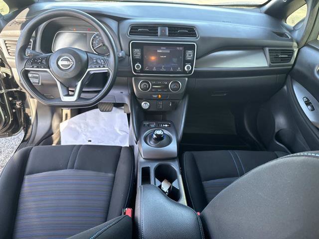 Used 2023 Nissan Leaf S image 15