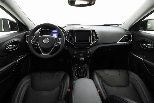 Used 2022 Jeep Cherokee Limited image 5