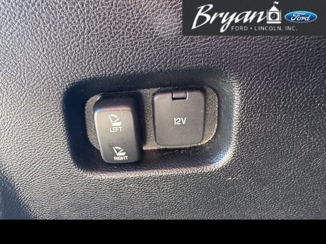 Used 2022 Ford Edge Titanium w/ Equipment Group 301A image 14