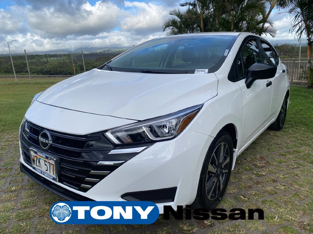Used 2024 Nissan Versa S w/ S Plus Package FWD image 3