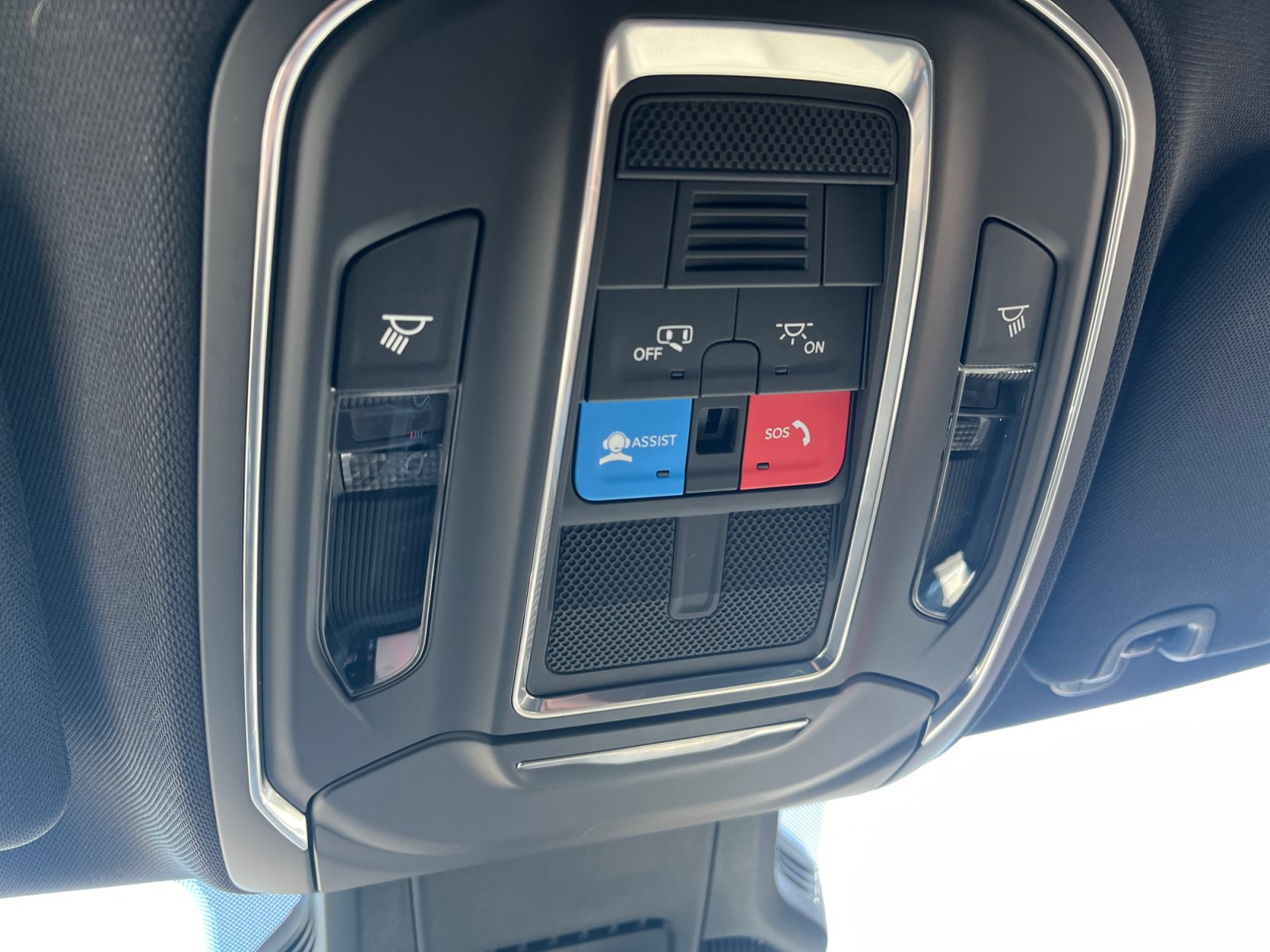 Certified 2026 Jeep Cherokee Laredo AWD/4WD image 26
