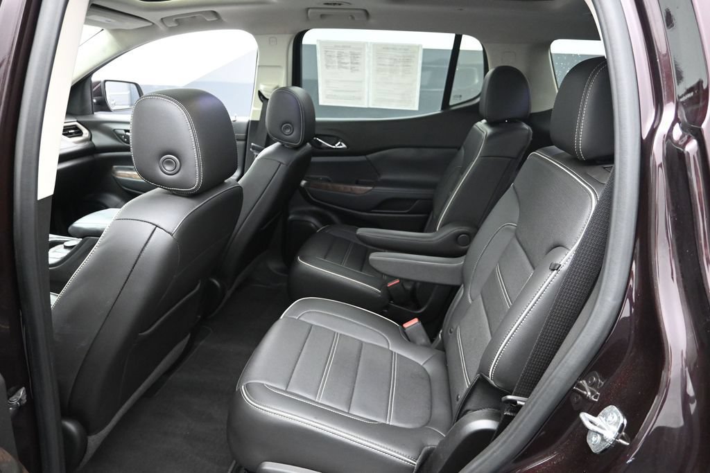 Used 2020 GMC Acadia Denali w/ Technology Package FWD image 13