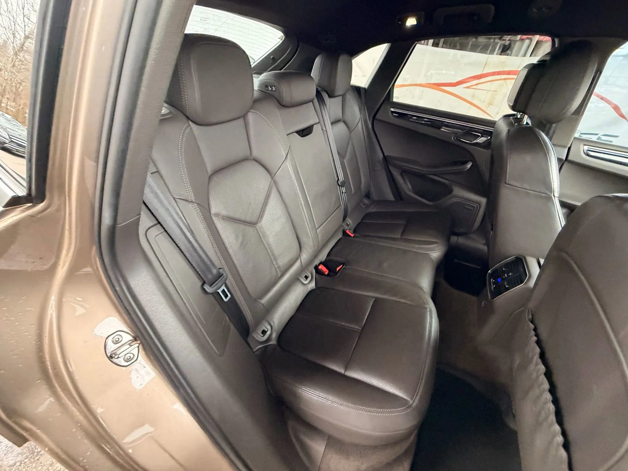 Used 2017 Porsche Macan image 72