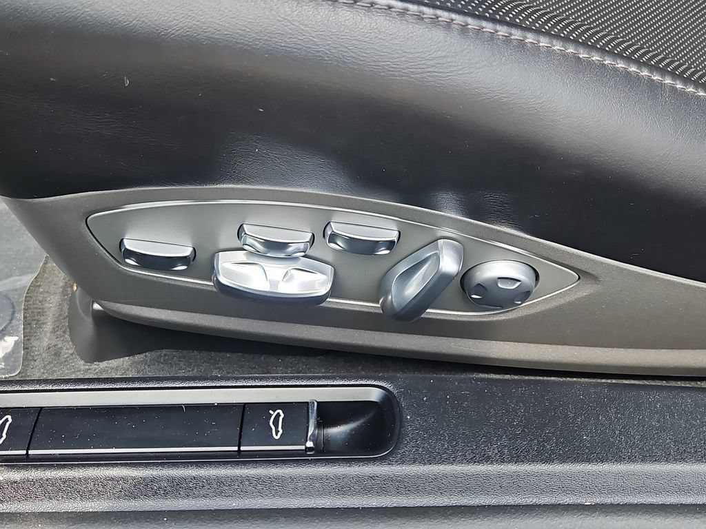 Certified 2017 Porsche 911 Carrera 4S AWD/4WD image 23