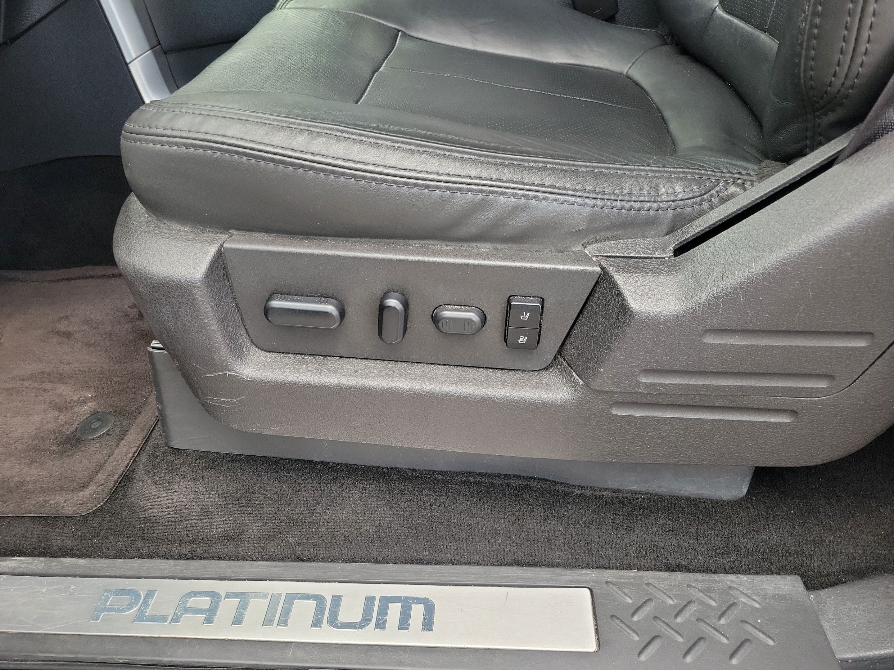Used 2013 Ford F150 Platinum AWD/4WD image 18