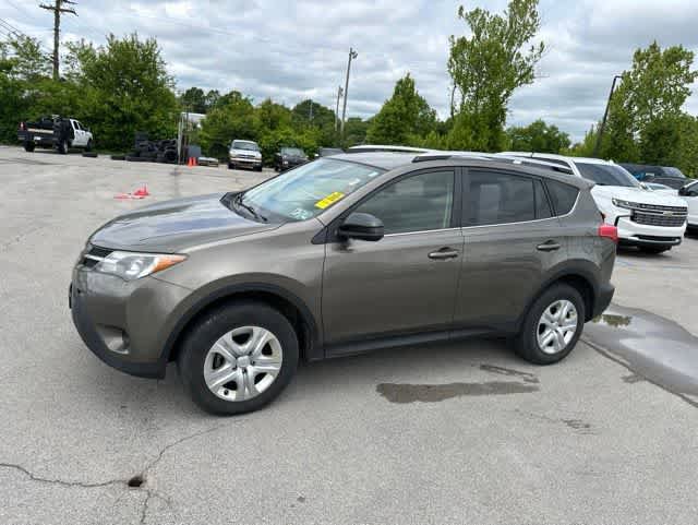 Used 2014 Toyota RAV4 LE AWD/4WD image 12
