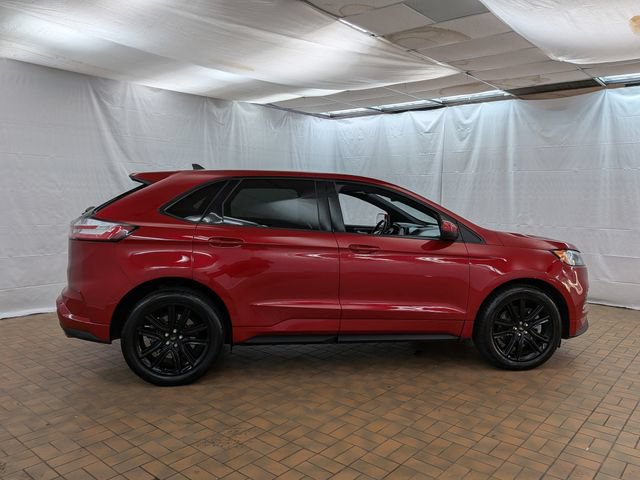 Used 2021 Ford Edge ST-Line w/ Cold Weather Package AWD/4WD image 8