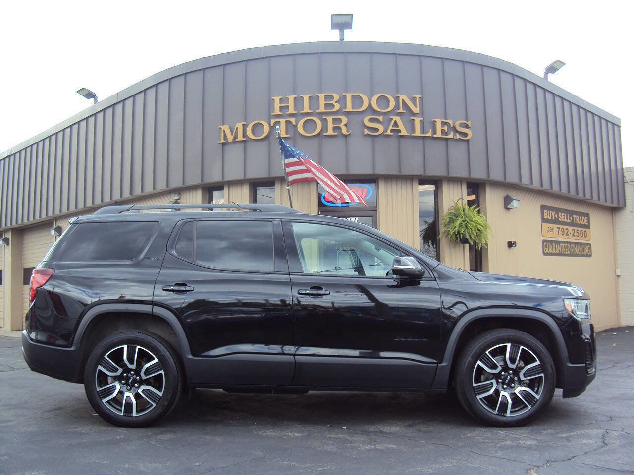 Used 2021 GMC Acadia SLE w/ Driver Convenience Package