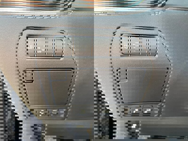 Used 2018 Lexus LS 500 AWD w/ Luxury Package image 32