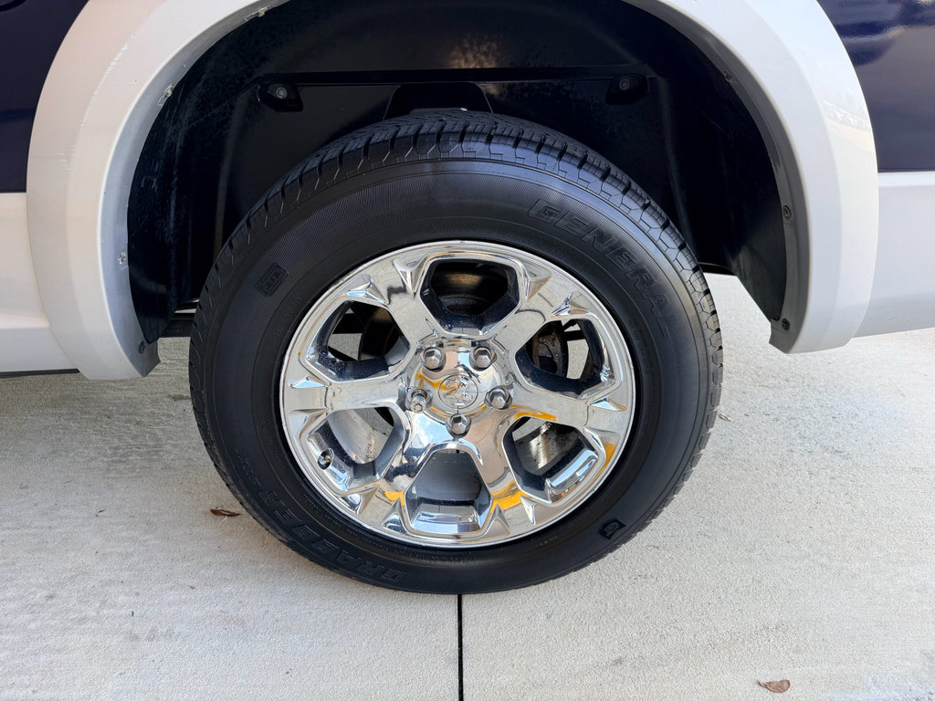 Used 2015 RAM 1500 Laramie w/ Convenience Group AWD/4WD image 28