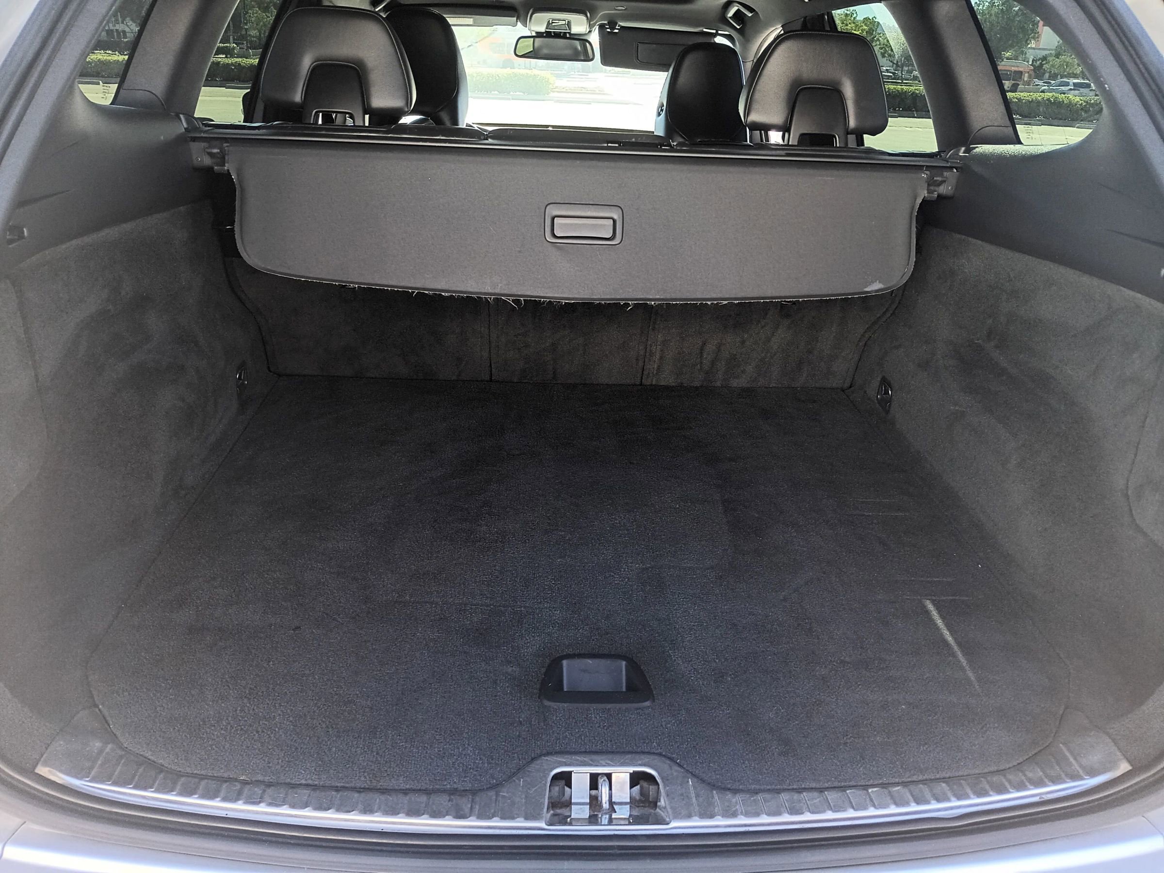 Used 2015 Volvo XC60 T6 image 10