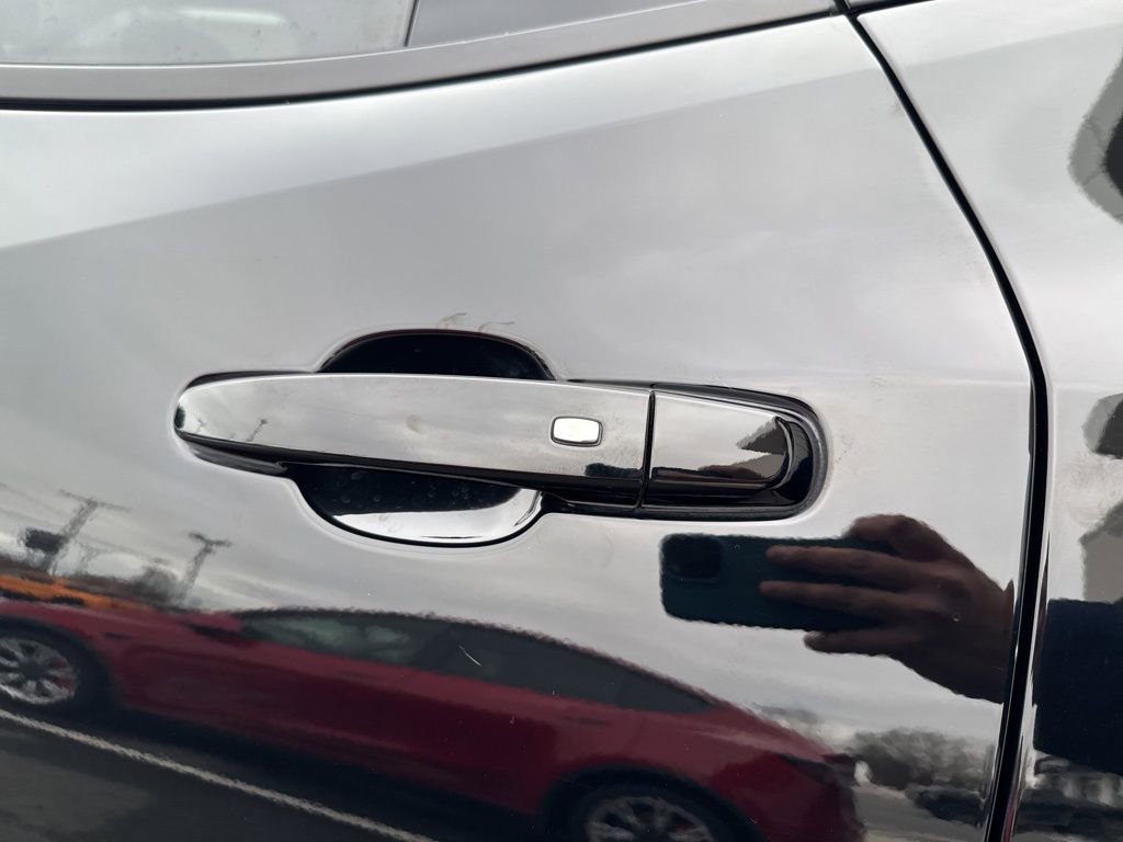 Used 2023 Chevrolet Blazer LT w/ Midnight/Sport Edition image 11