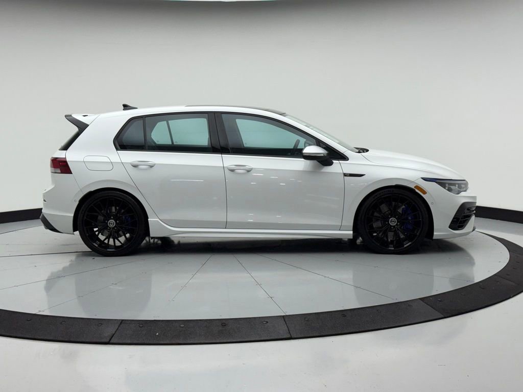 Used 2024 Volkswagen Golf R image 8