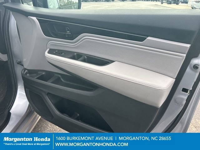 Used 2024 Honda Odyssey Elite image 42