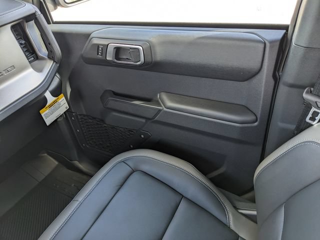 New 2026 Ford Bronco Outer Banks AWD/4WD image 16
