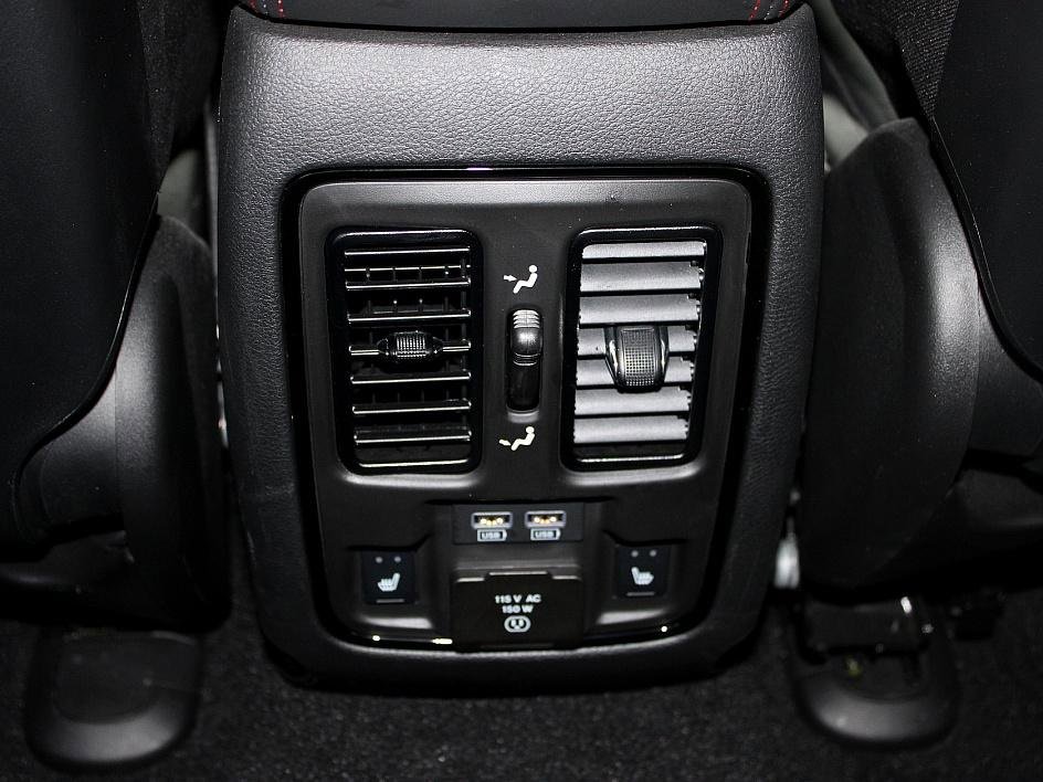 Used 2024 Dodge Durango Citadel w/ Tow 'N Go Package image 30